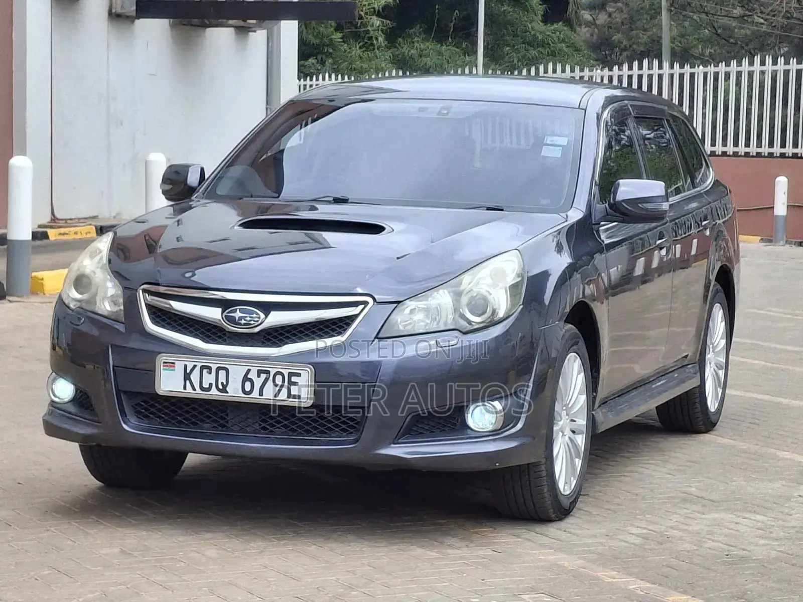 Subaru Legacy 2011 Gray