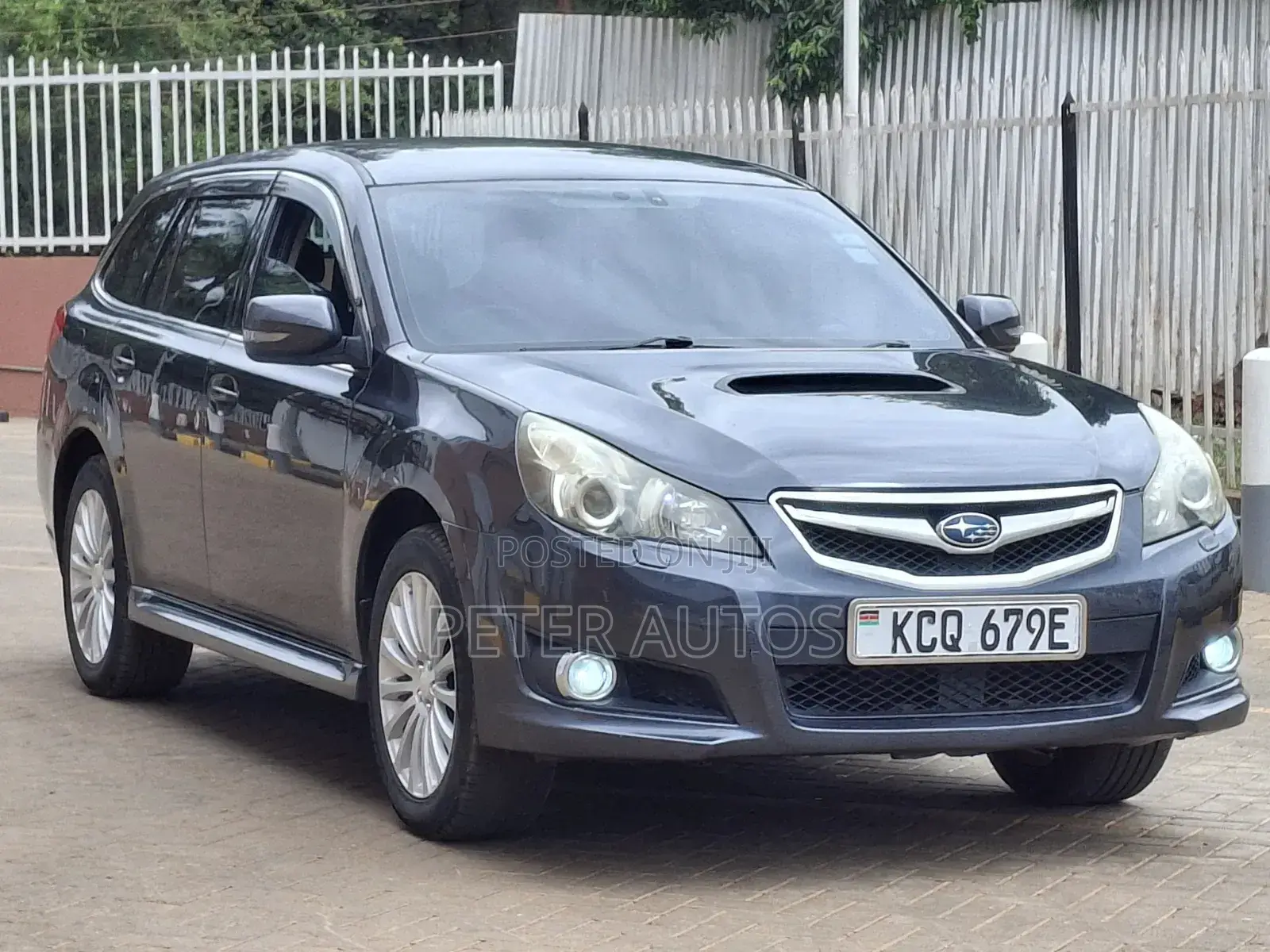 Subaru Legacy 2011 Gray