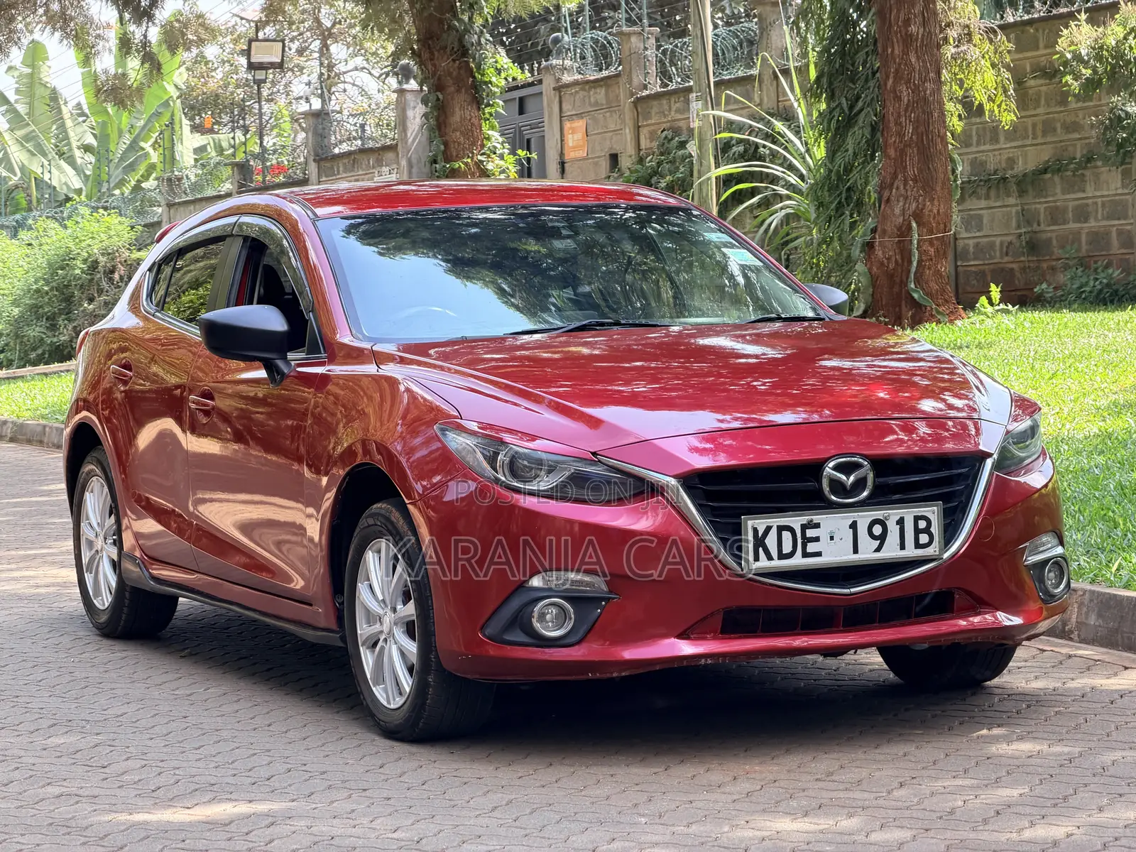 Mazda Axela SV Premium 2014