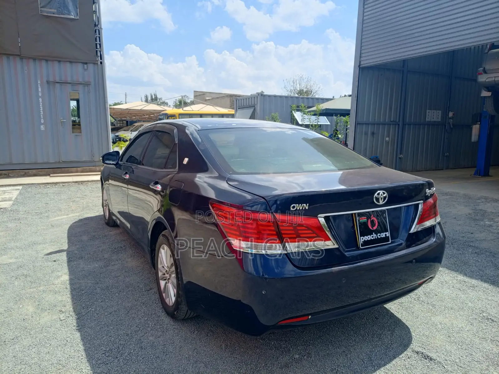 Toyota Crown 2013 Blue