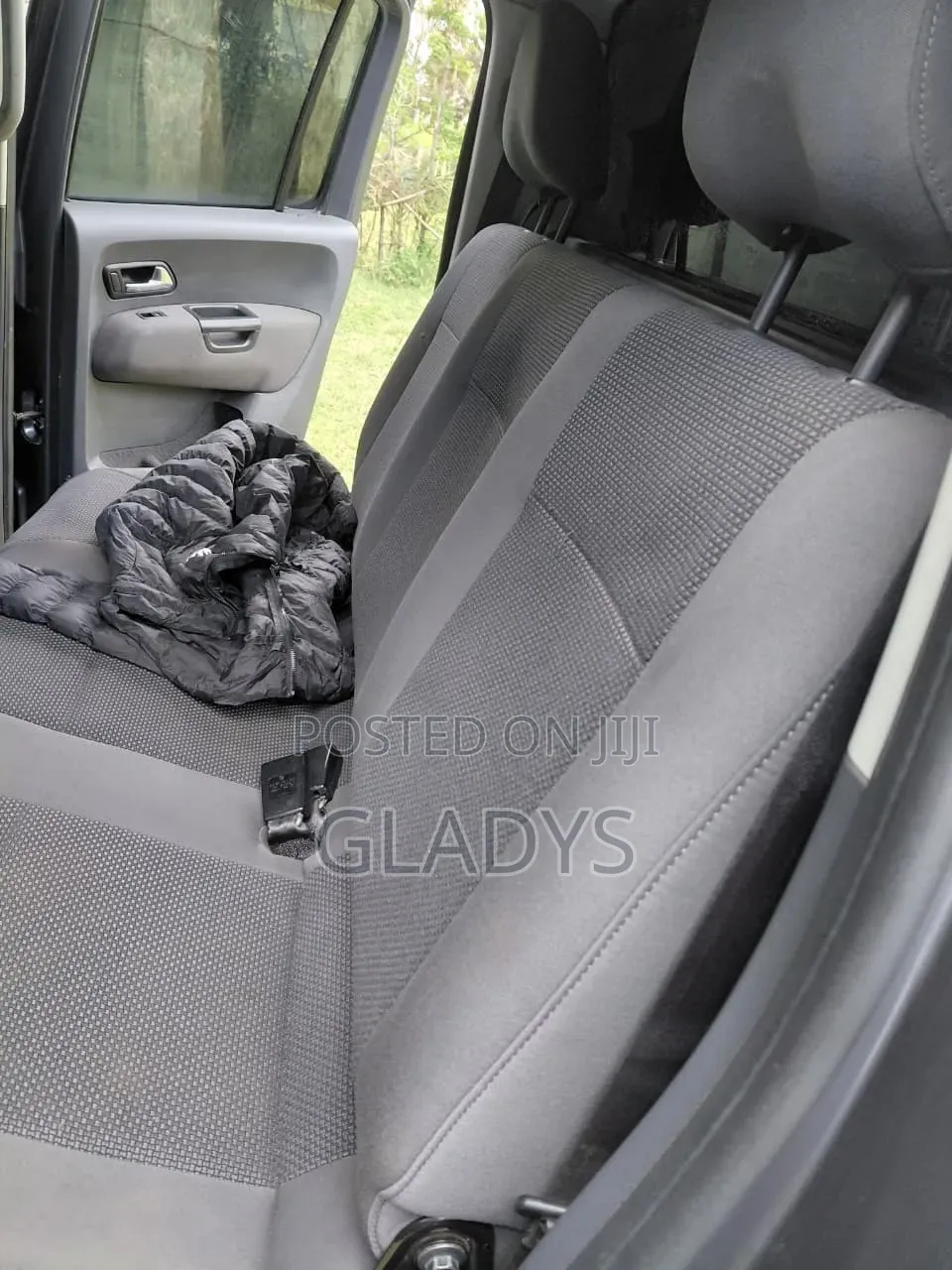 Volkswagen Amarok 2012 Gray