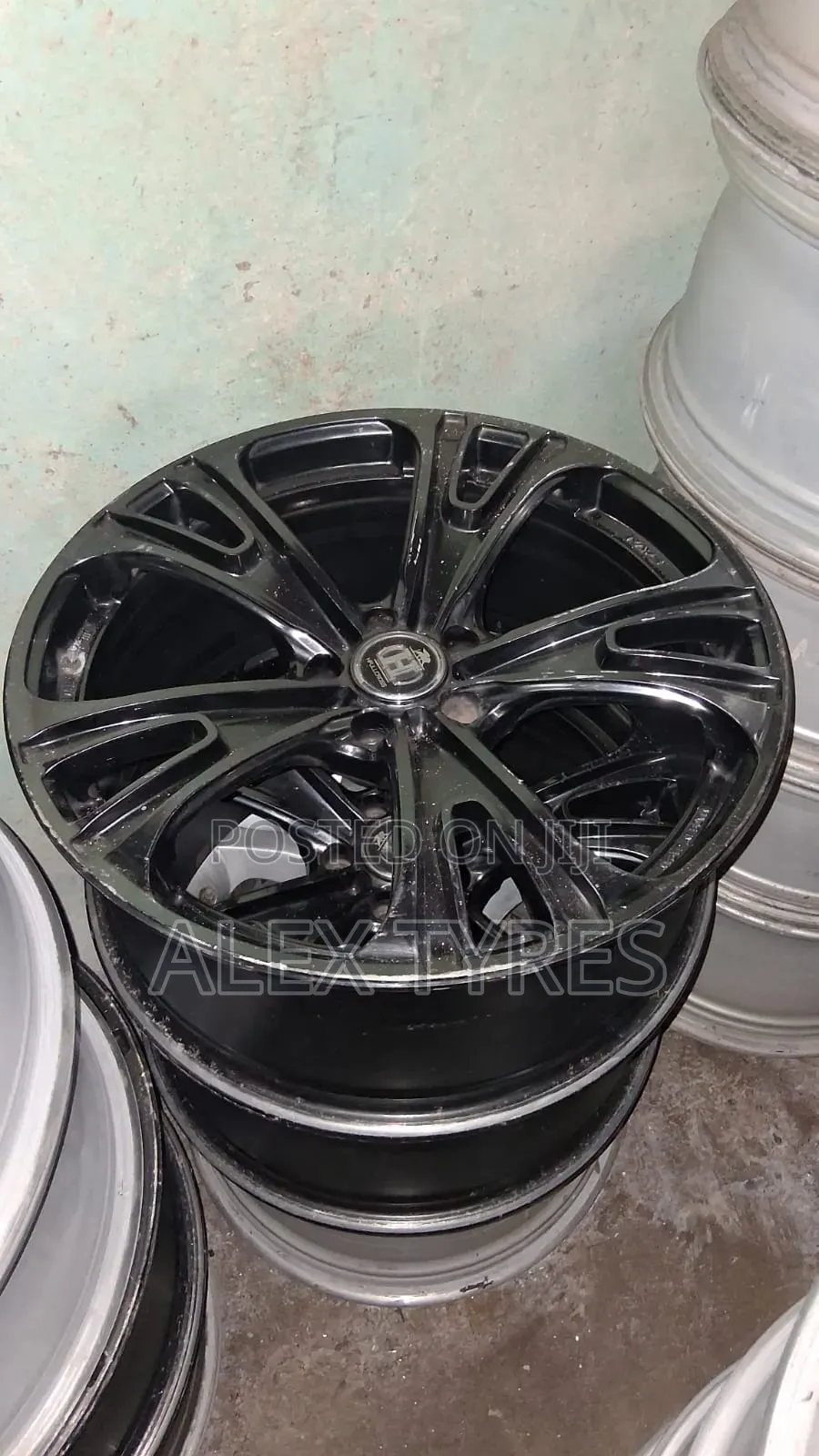 Size 20 Inches Harrie Original Rims Set