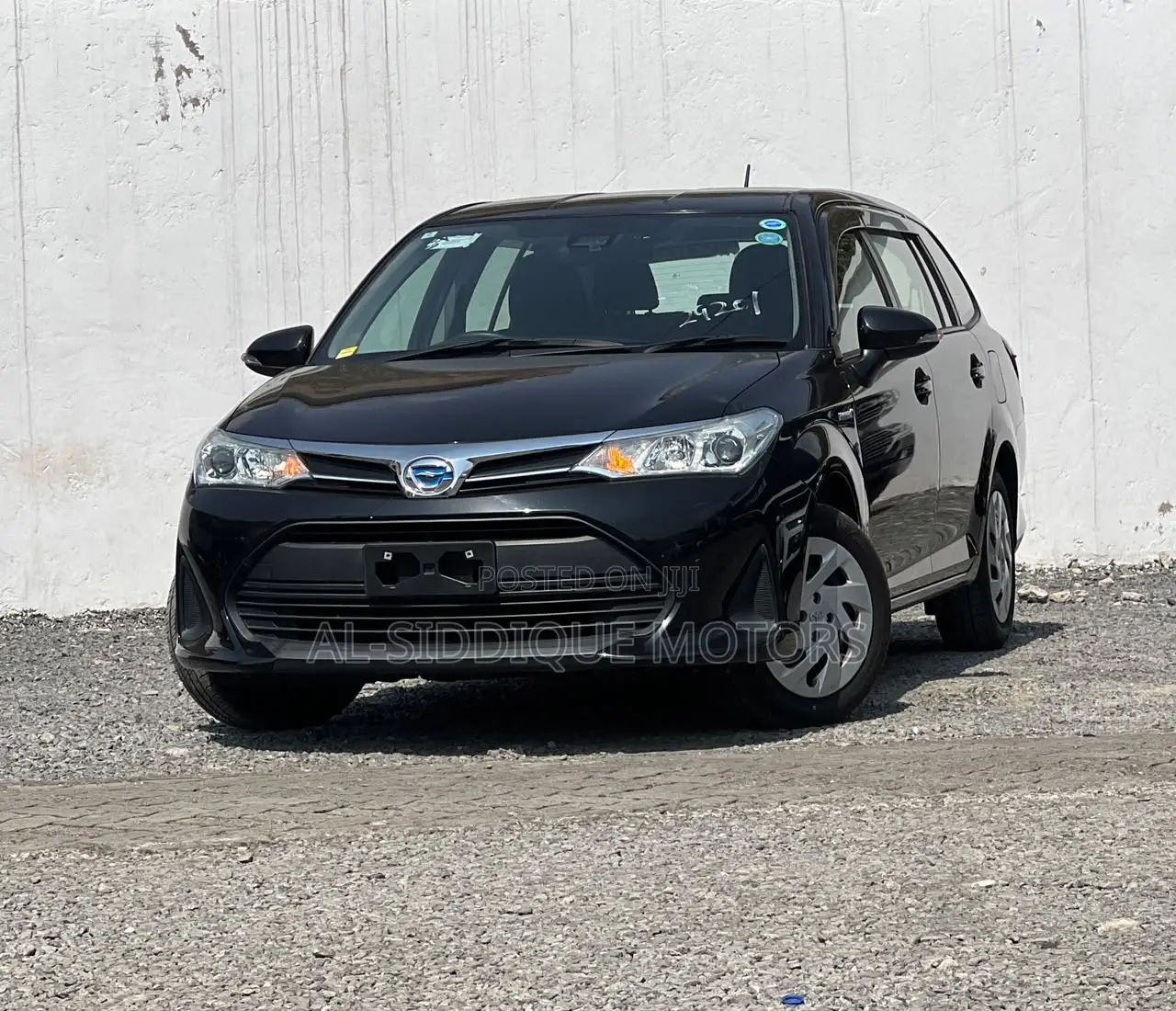 Toyota Corolla Fielder 1.5 Hybrid FWD 2020 Black