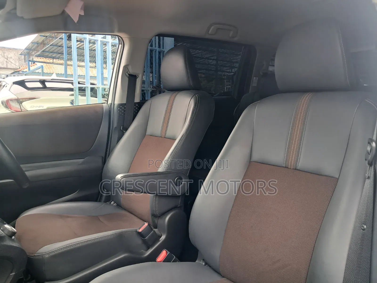 Toyota Sienta 2020 White