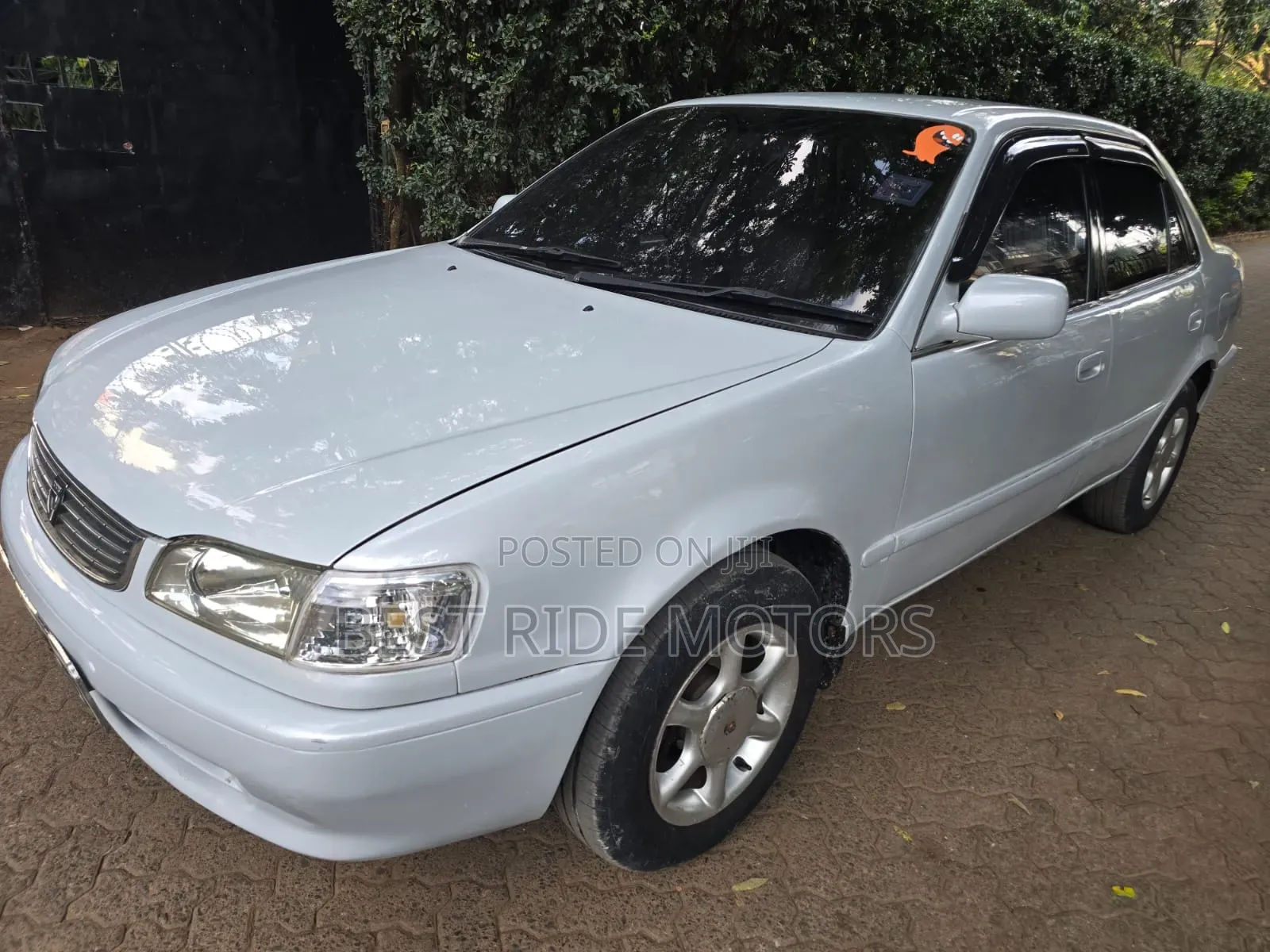 Toyota Corolla Sedan Automatic 1998 White
