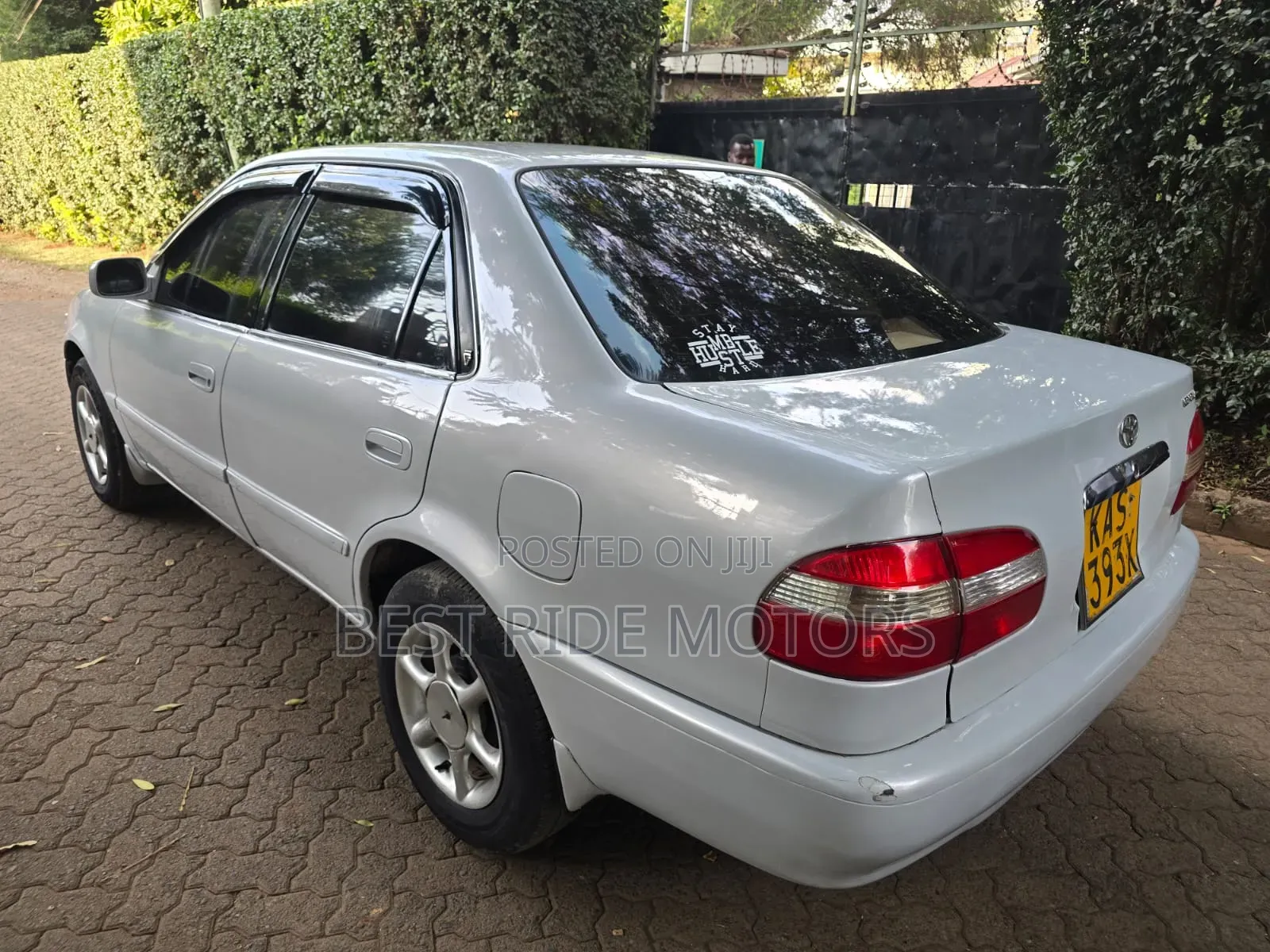 Toyota Corolla Sedan Automatic 1998 White