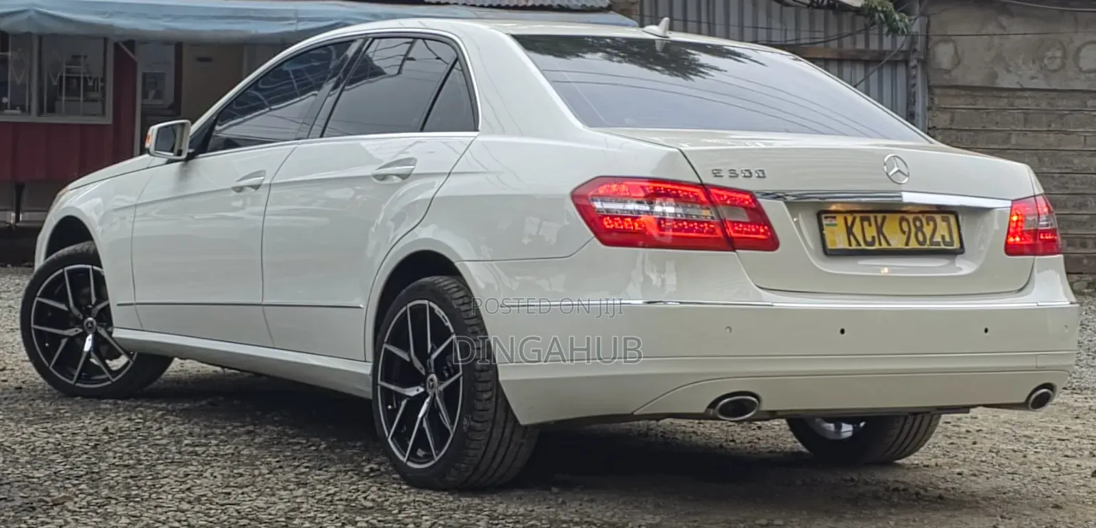 Mercedes-Benz E300 2009 White