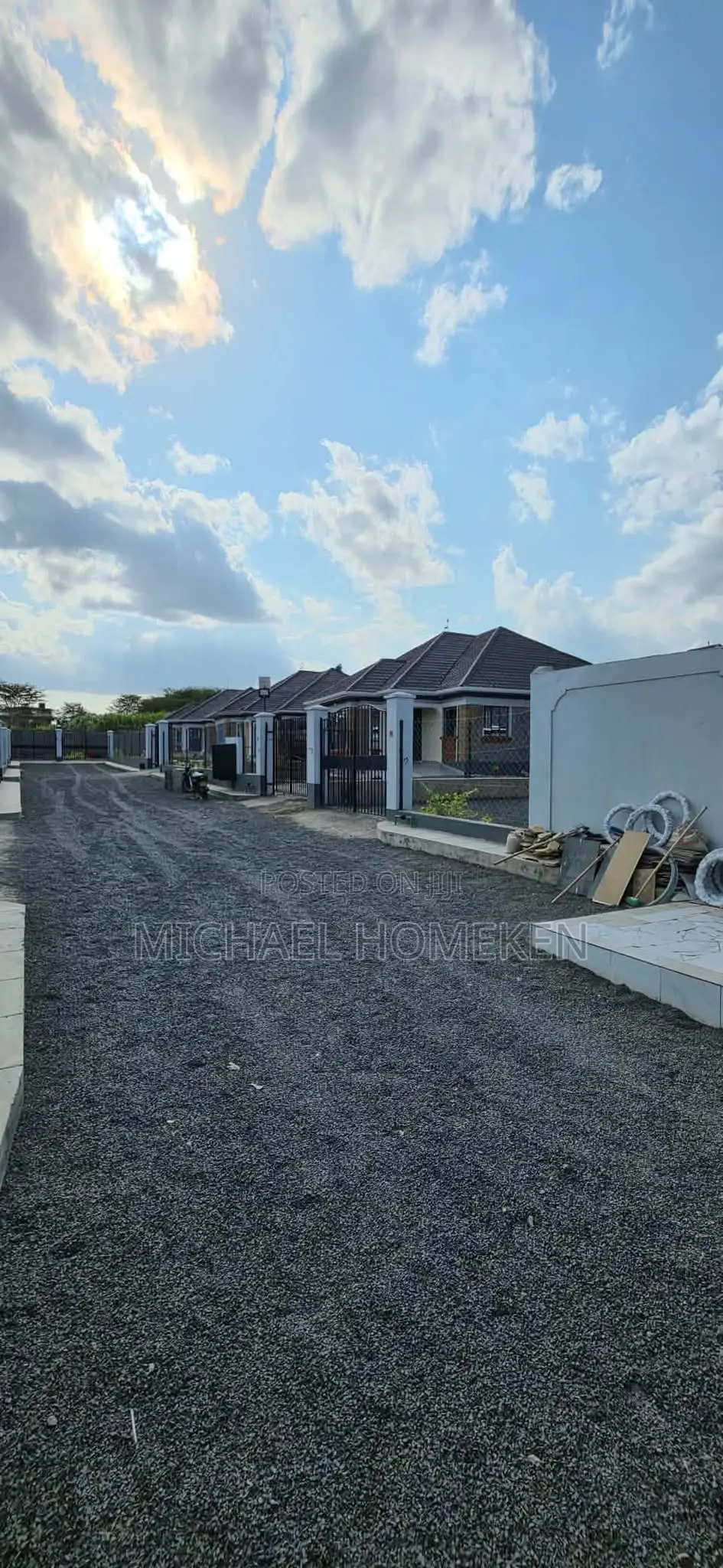 3bdrm Bungalow in Kitengela for sale