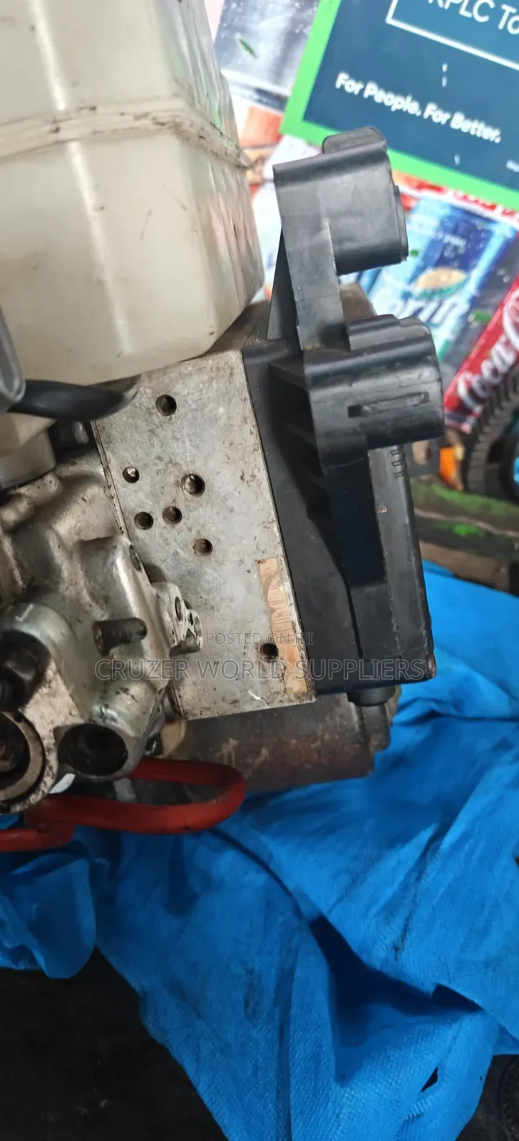 Landcruser 100 Seris Brake Booster Complete