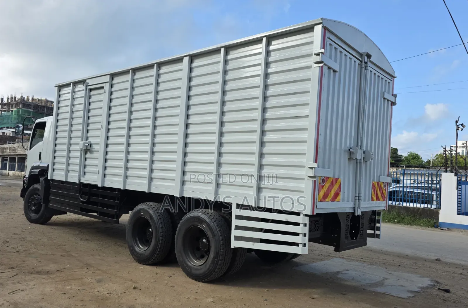 Isuzu FVZ Truck
