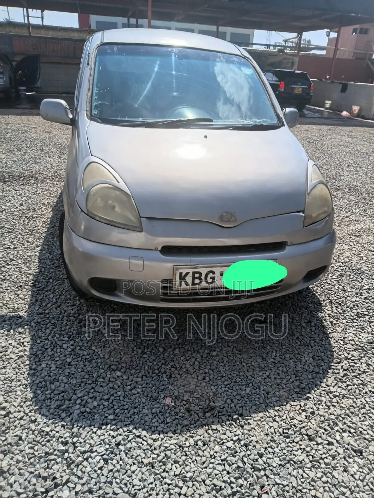 Toyota Fun Cargo 2004 Brown