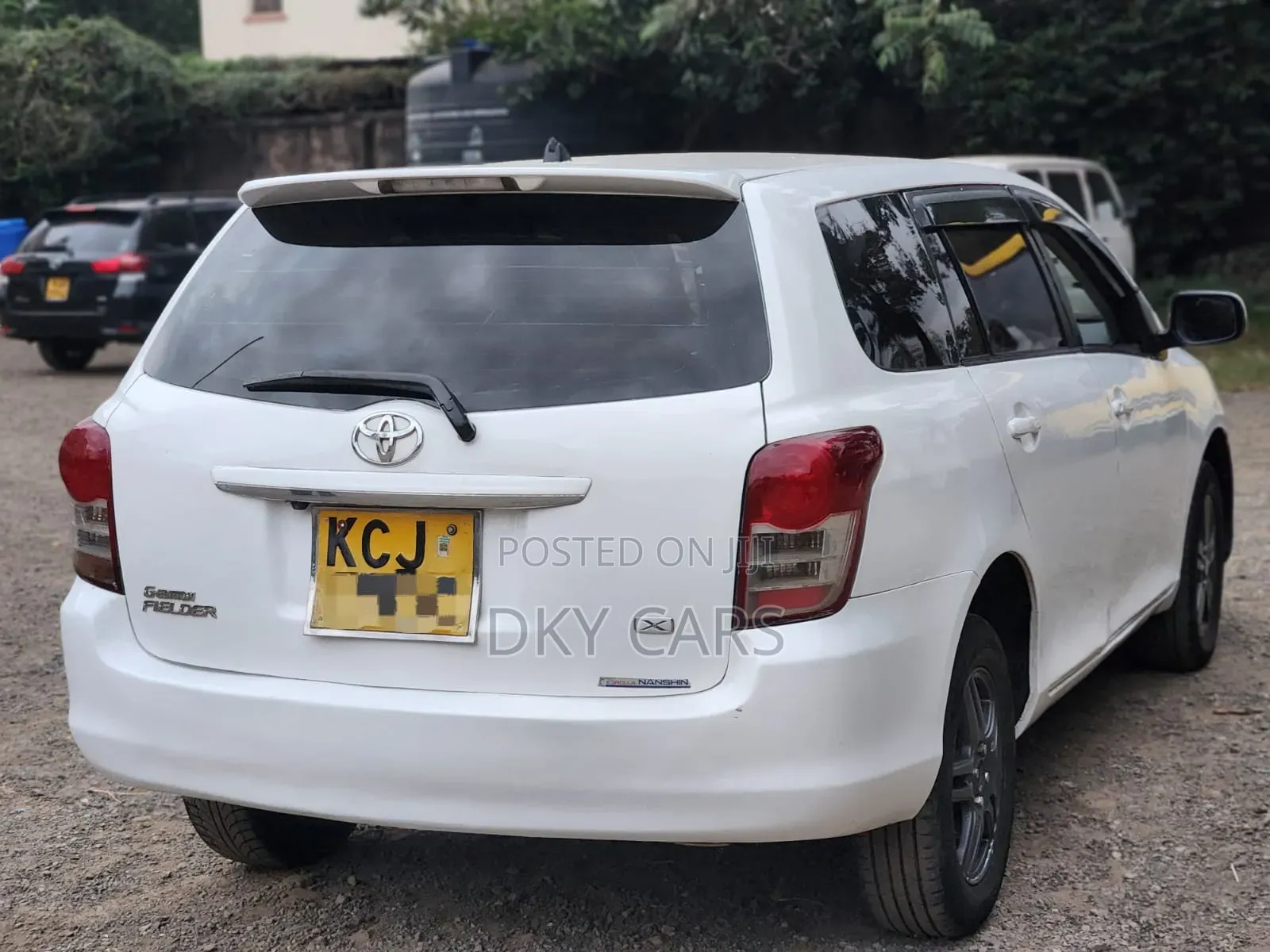 Toyota Corolla Fielder 2010 White