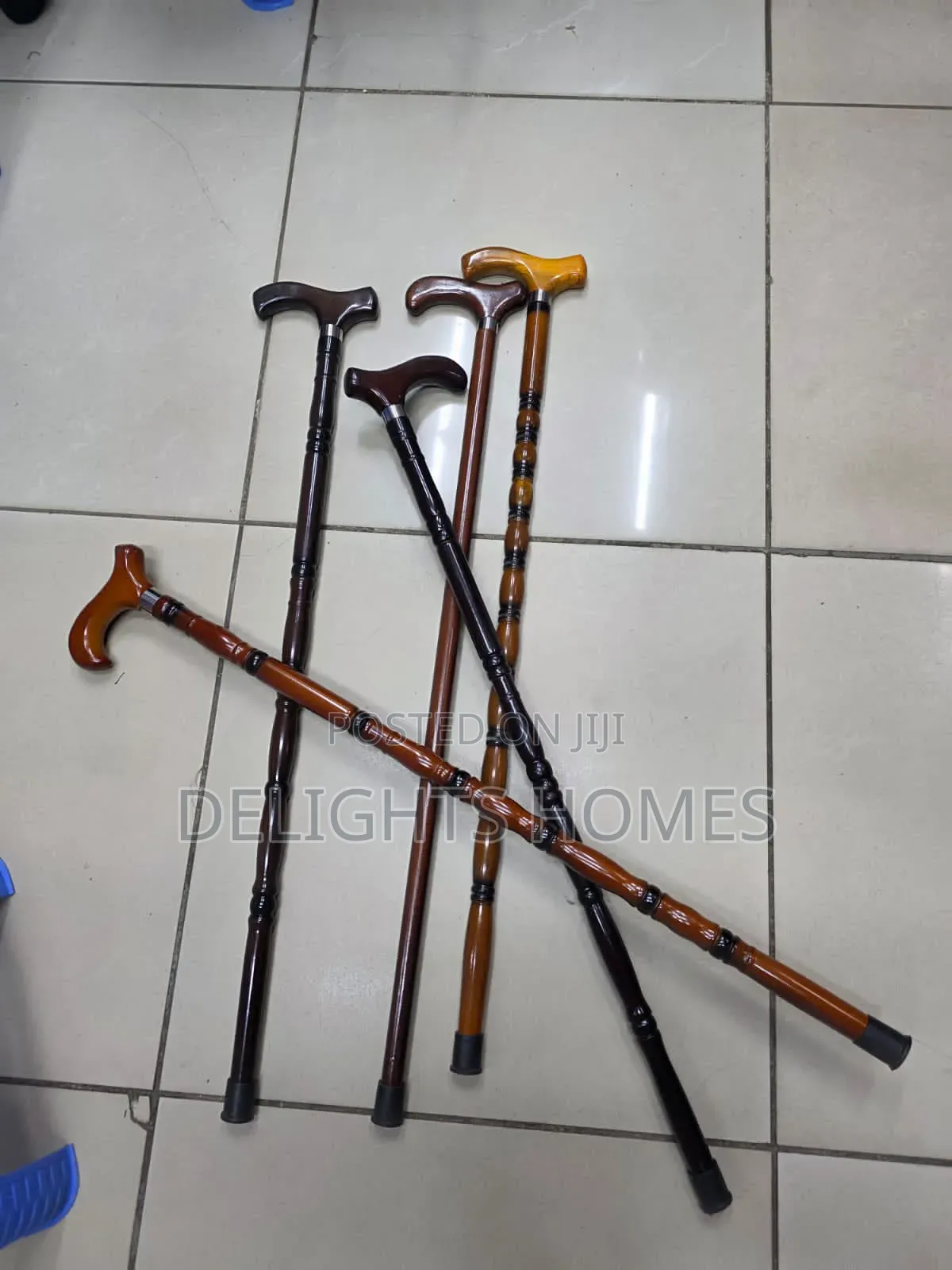 Mahogany Wooden Walking Sticks_yu