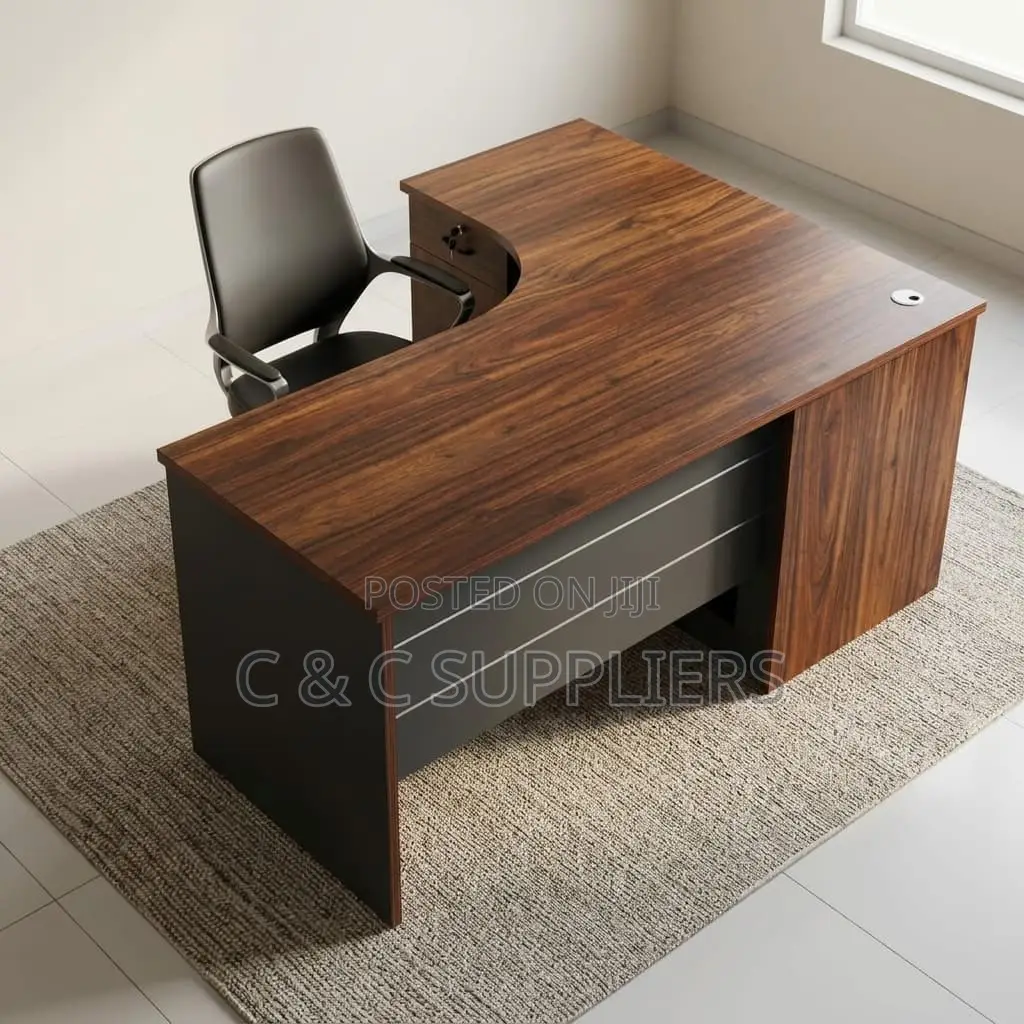 Imported Advanced Curved Office Desk
