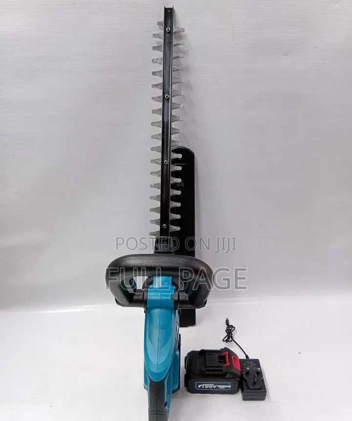 Makita Cordless Hedge Trimmer