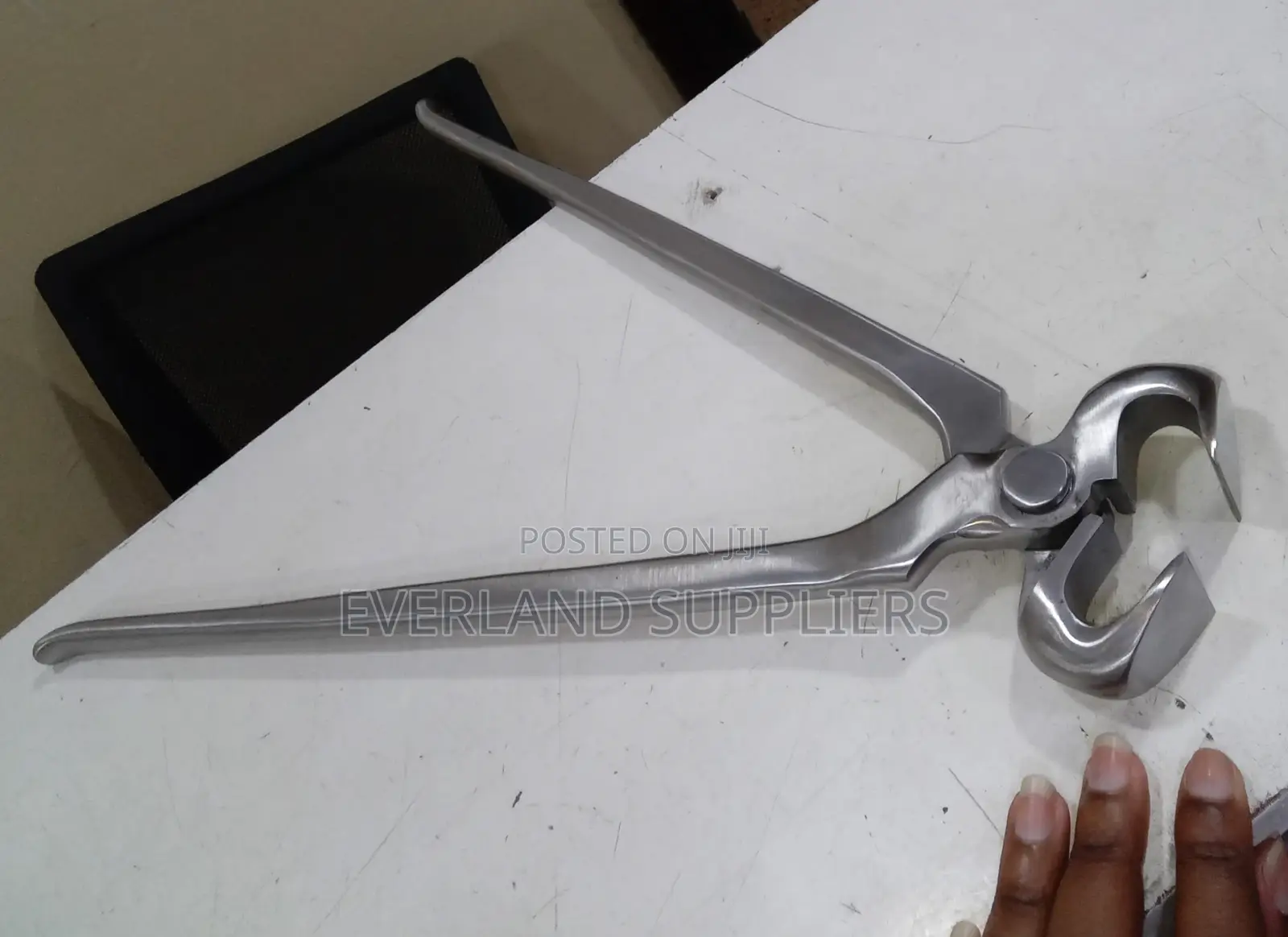 Hoof Nipper Tool