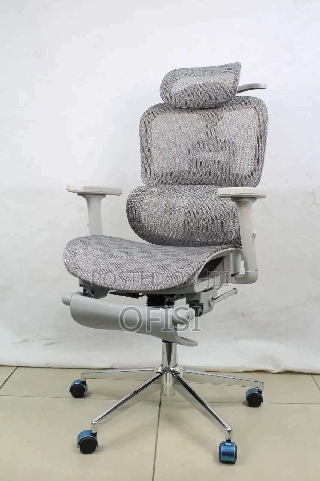 Orthopedic Office Seat With Footrest