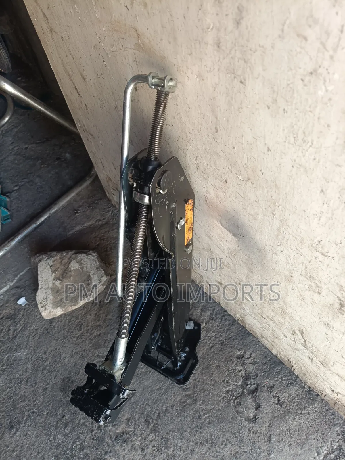 Porsche Cayenne, Audi Q5,Q7 BMW X5 Wheel Jack