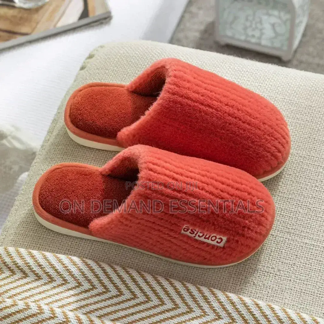 Fuzzy House Slippers Winter Warm Plush Indoor Non-Slip Bedroom Slides
