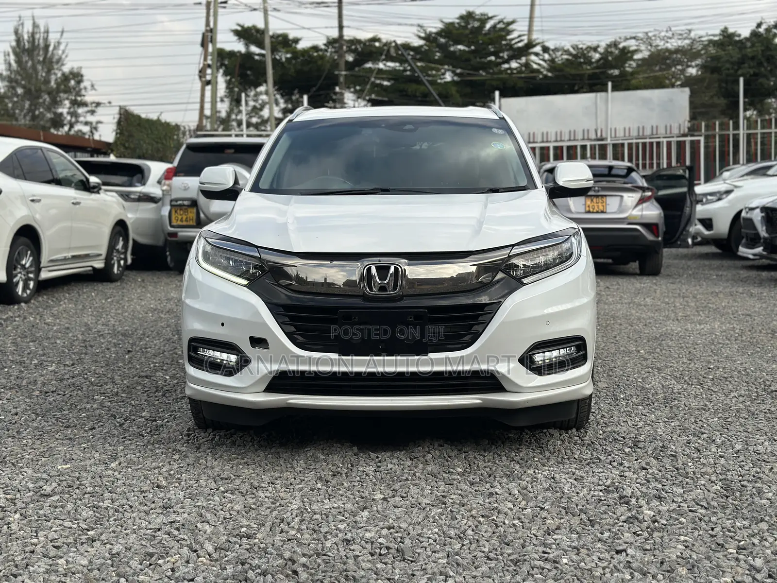 Honda Vezel 1.5 Hybrid 4WD 2018 White