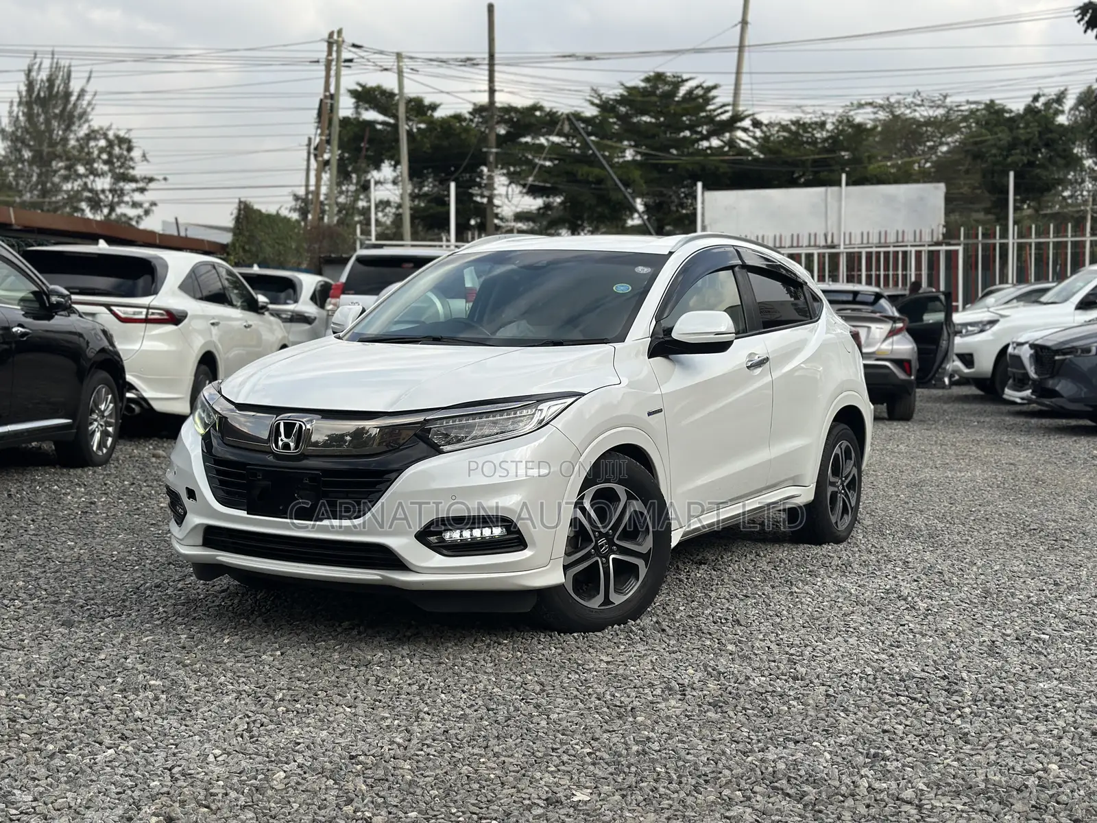 Honda Vezel 1.5 Hybrid 4WD 2018 White