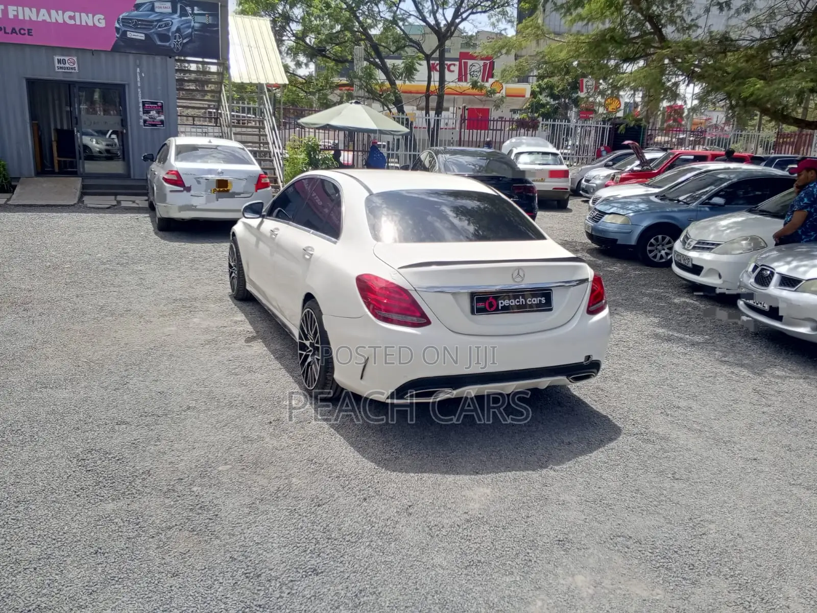Mercedes-Benz C180 2015 Off white