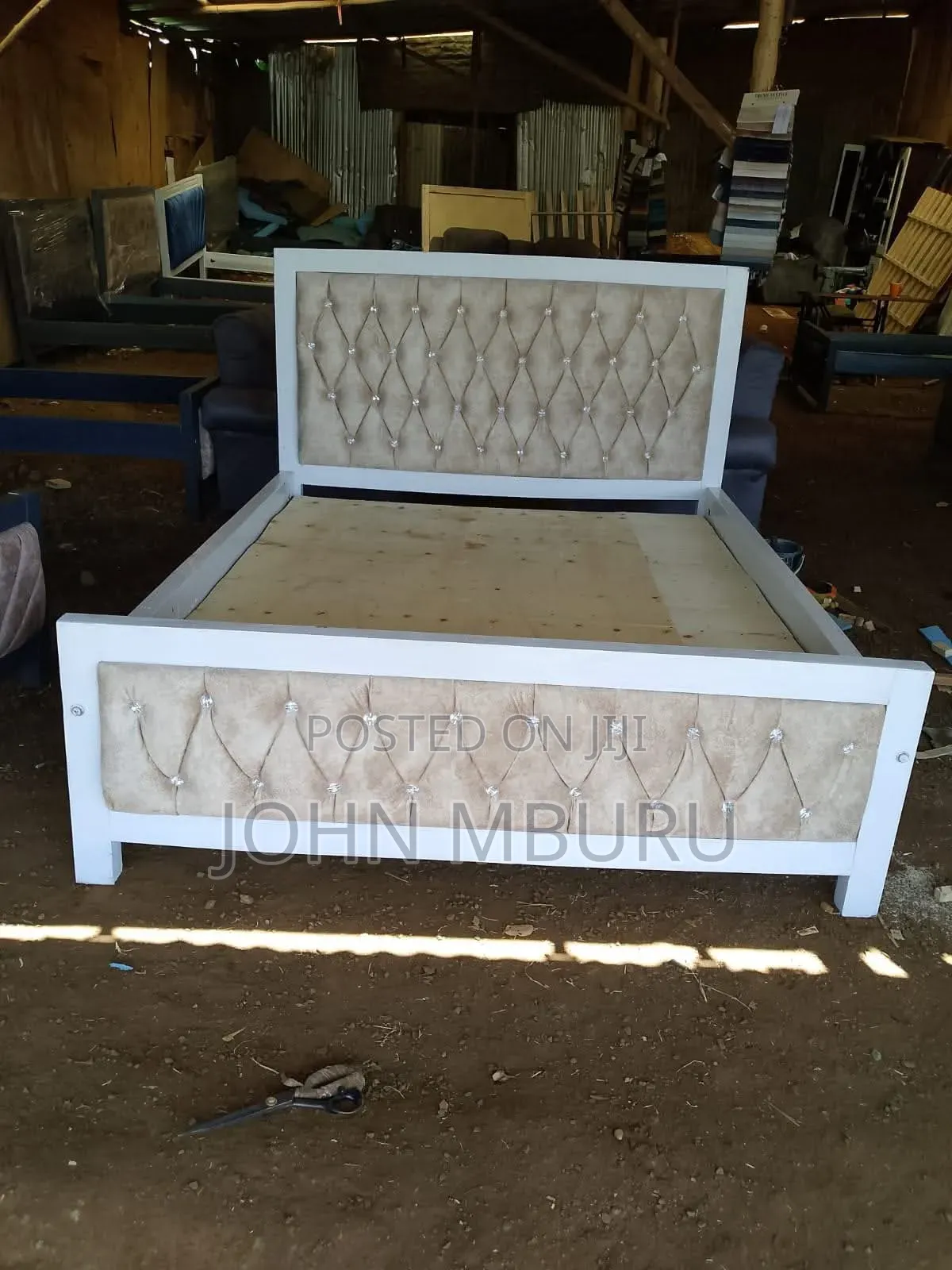 Cream White and White Frame 5*6