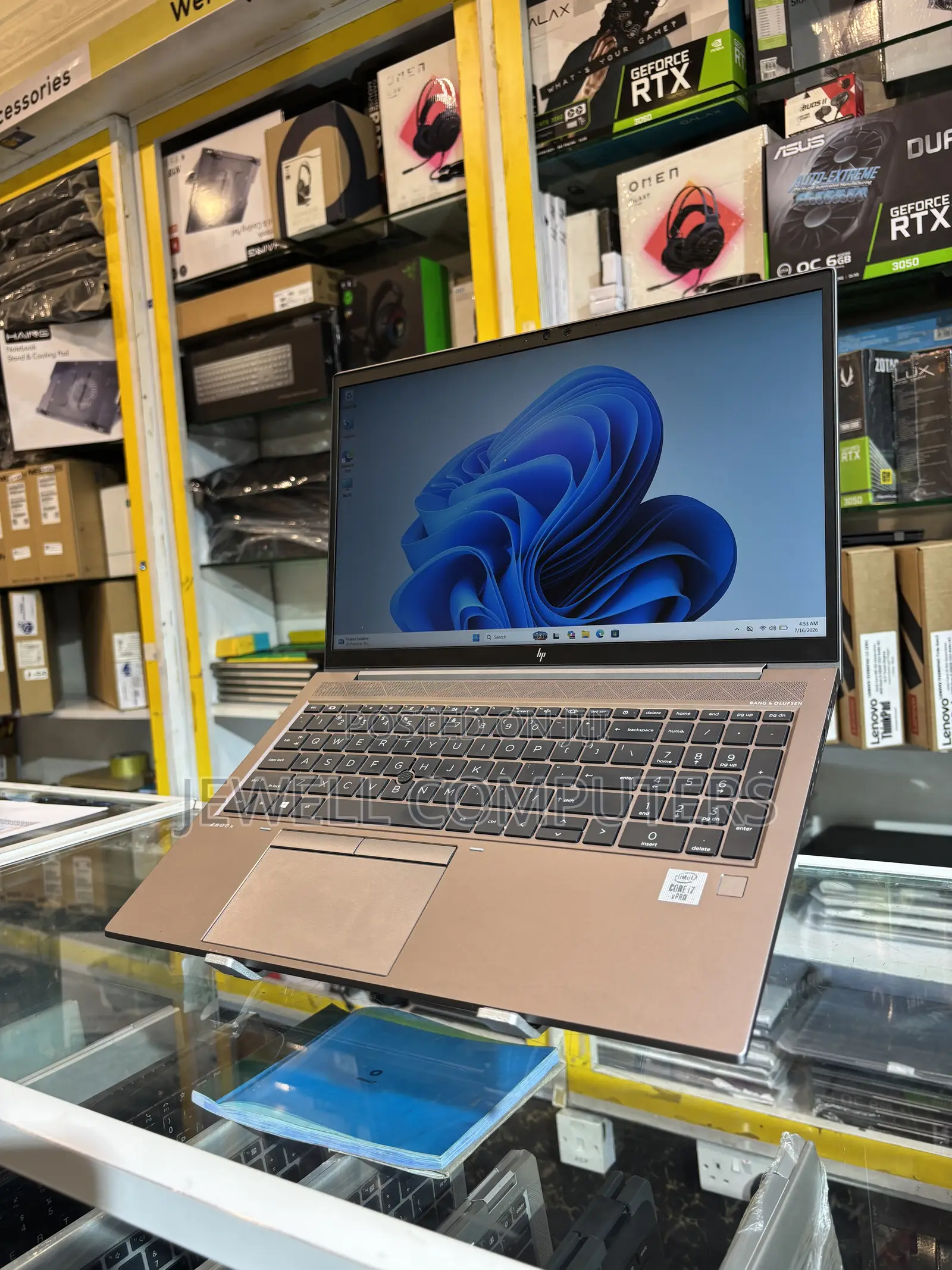 Laptop HP ZBook Firefly 15 G7 16GB Intel Core i7 SSD 256GB