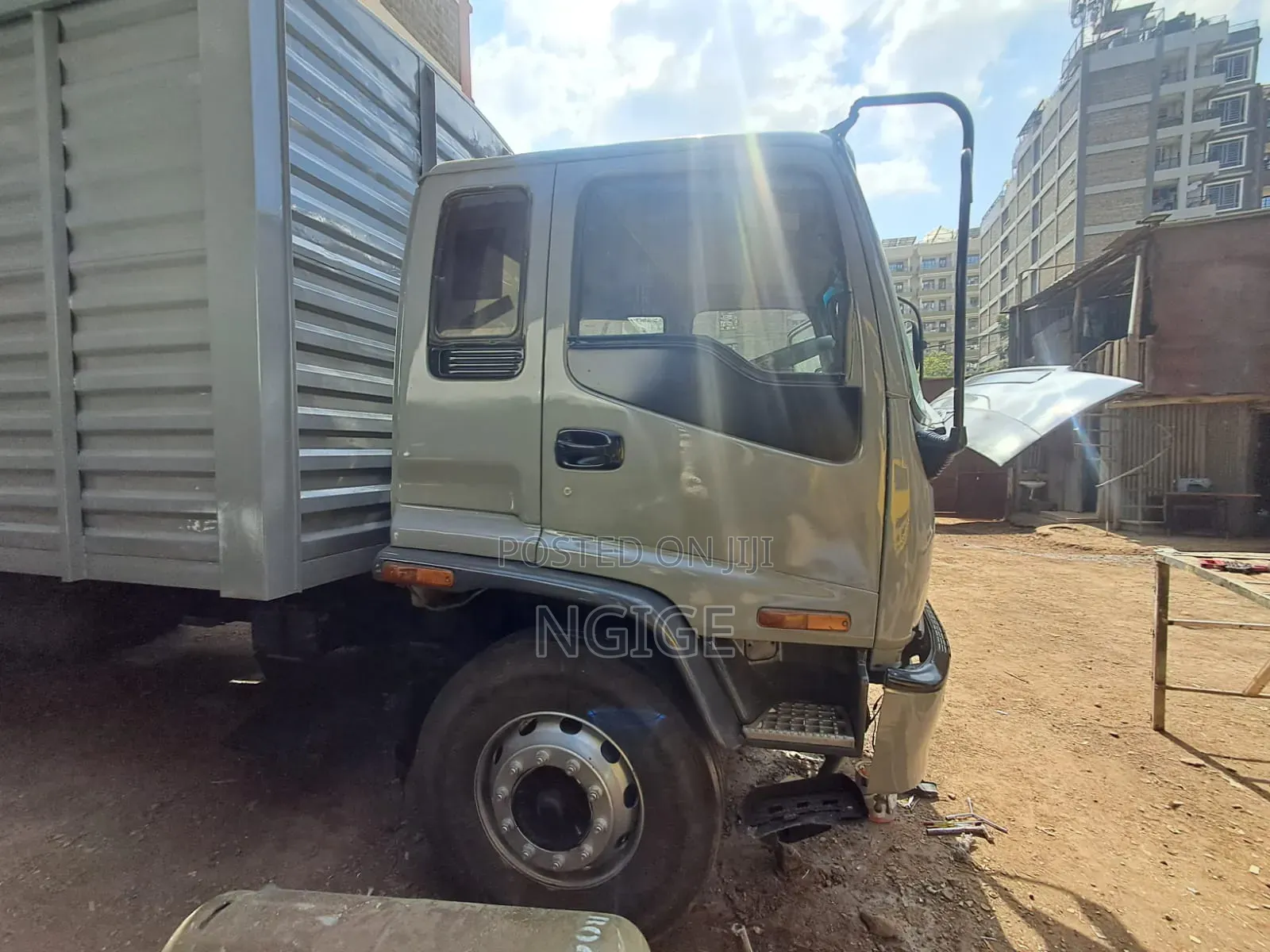 NQR Isuzu Truck