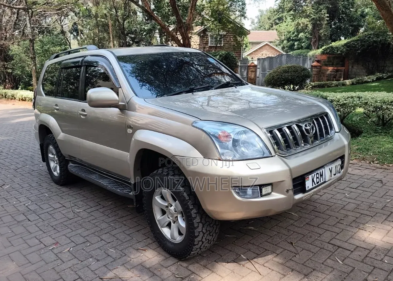 Toyota Land Cruiser Prado 2003 Gold