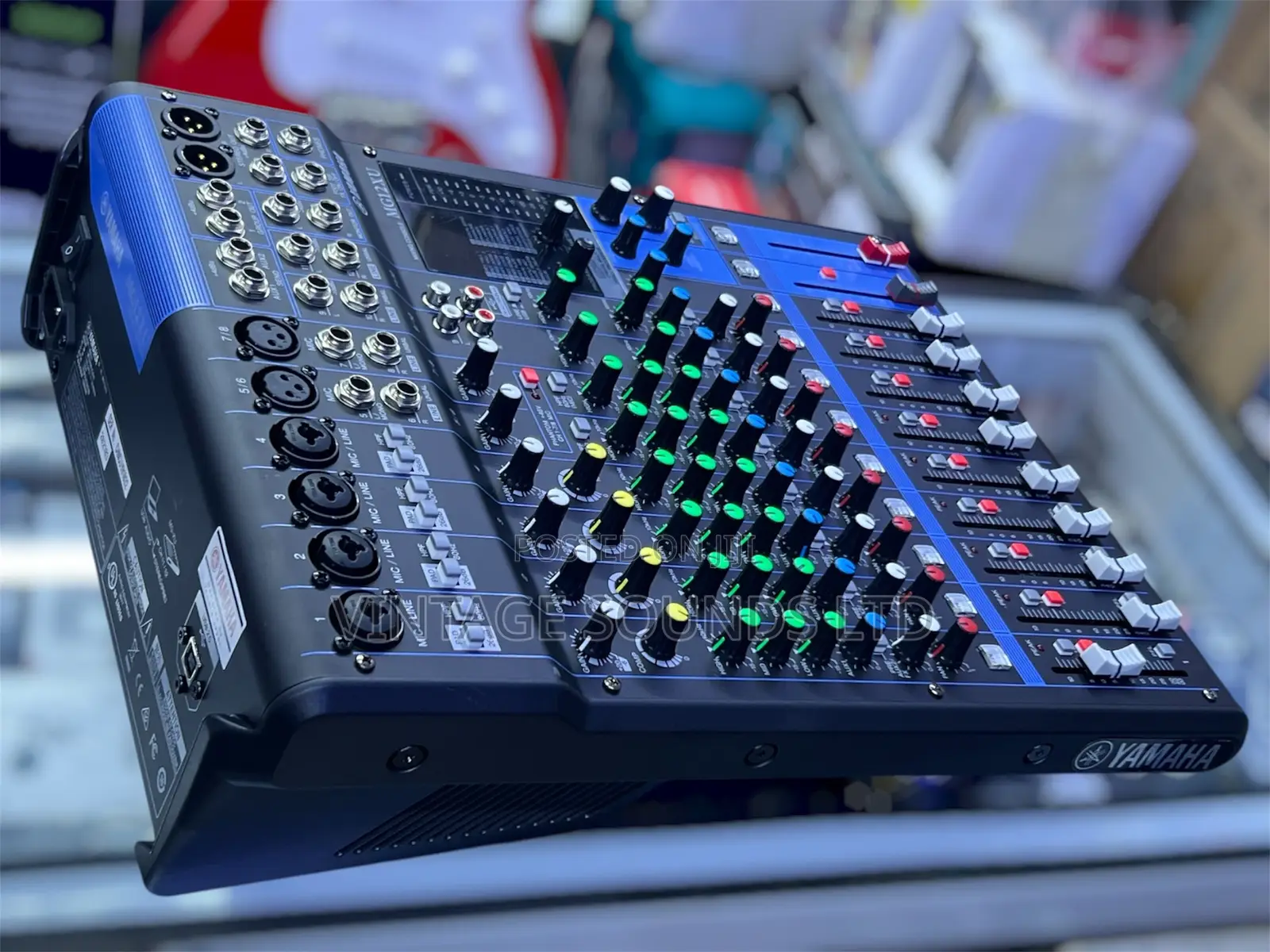 Yamaha MG12XU 12-Channel Mixer With USB FX - Excellent Condition