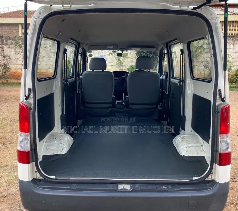 Toyota TownAce 2018 White