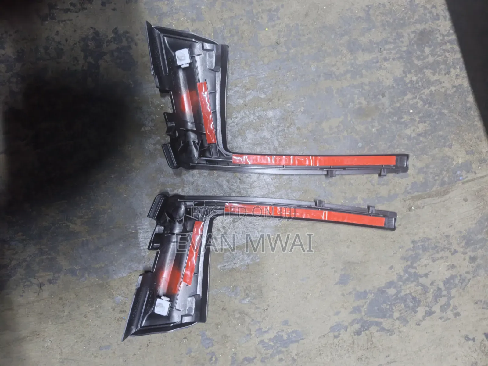 Toyota Vitz 2013 Windshield Finisher
