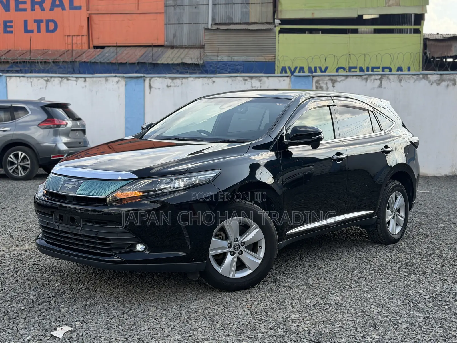 Toyota Harrier 2.0 2019 Black