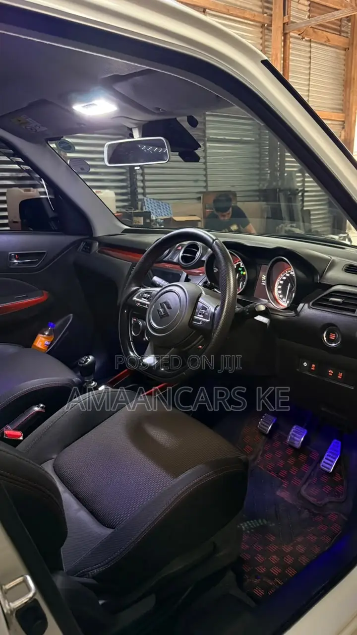 Suzuki Swift Sport 2019 White