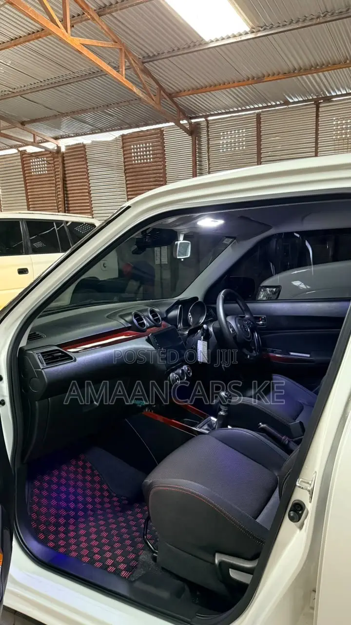 Suzuki Swift Sport 2019 White