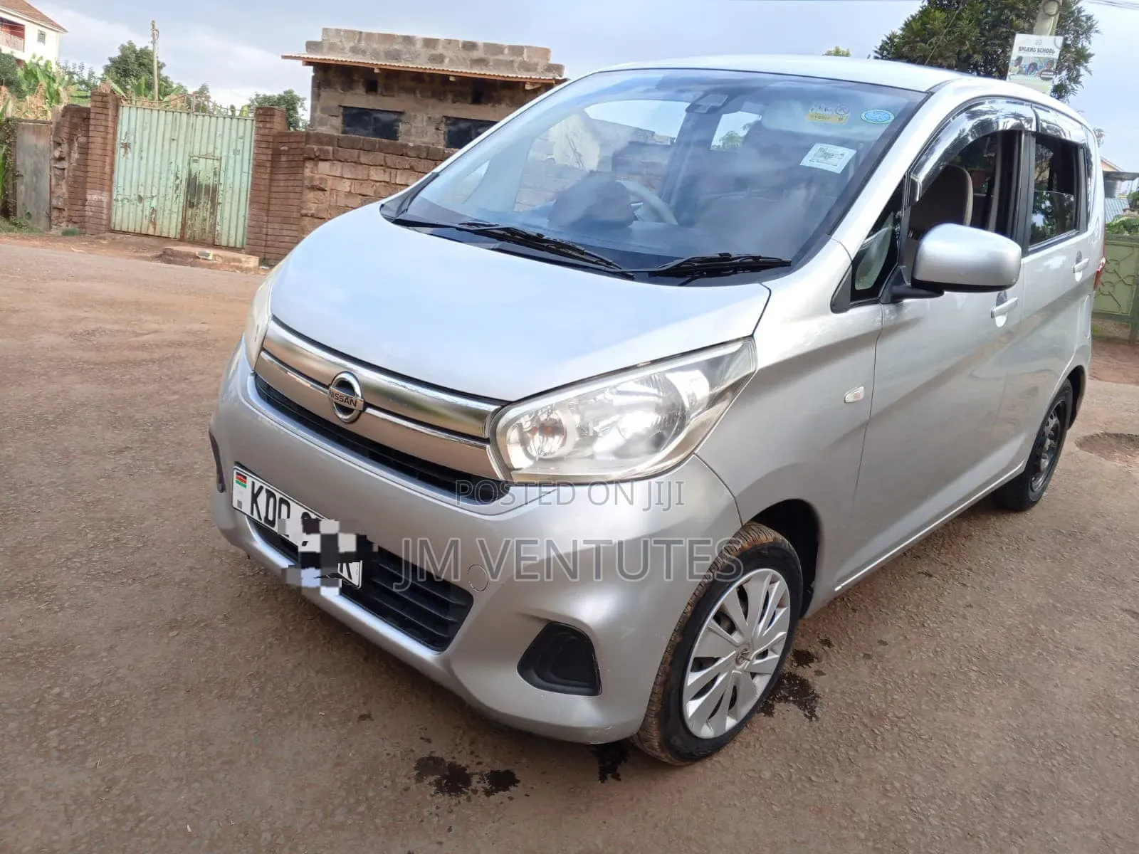 Nissan Dayz 2015 Silver