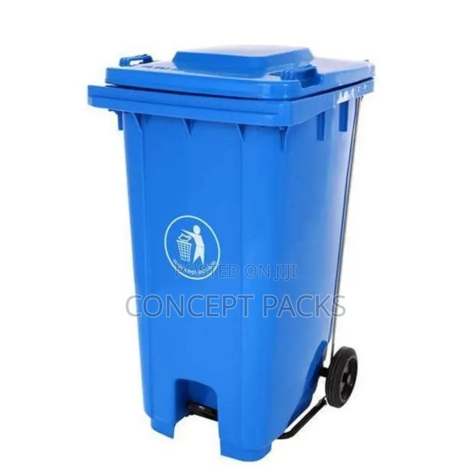 100L Step Trash Can With Wheels / Dustbin Blue