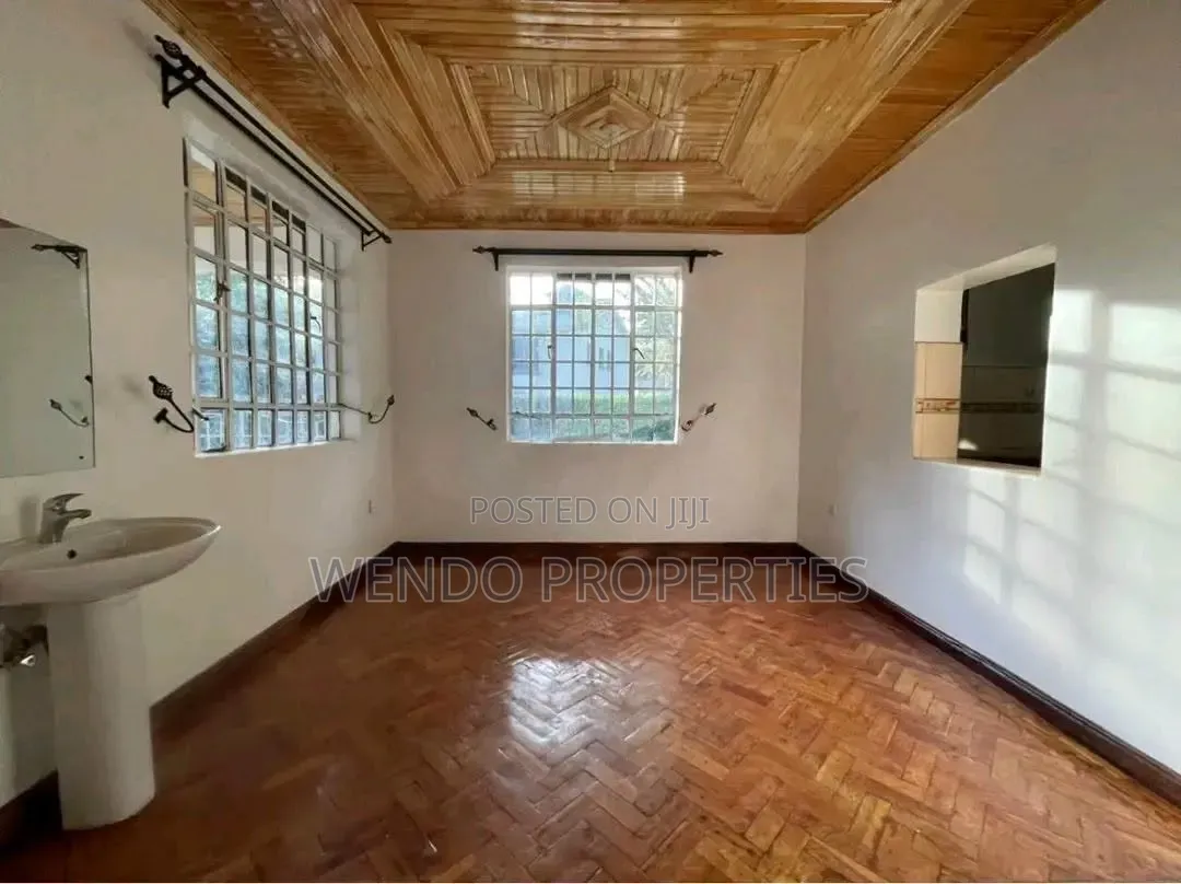 3bdrm Bungalow in Karen C for rent