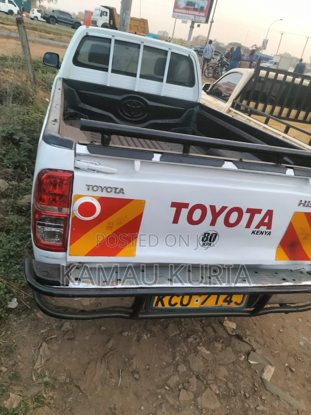 Toyota Hilux 2013 White