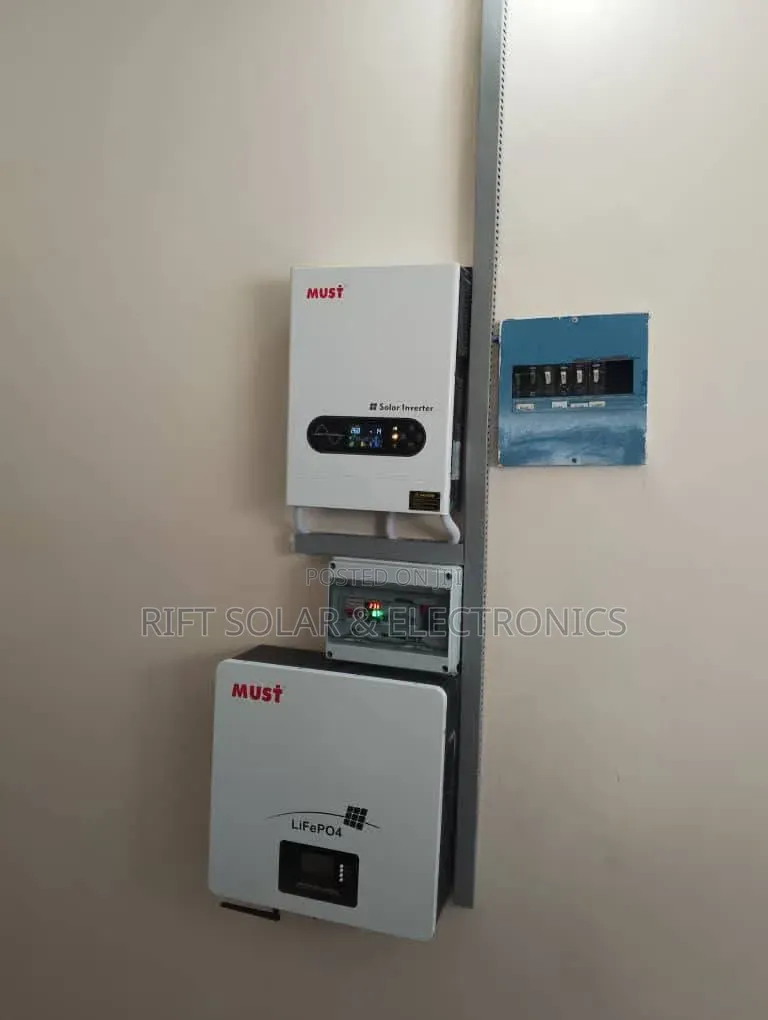 MUST 3.2kva - 200Ah Lithium -(4)560w Solar Free Install Transport