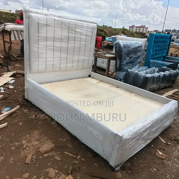 White Chester Bed 5by6