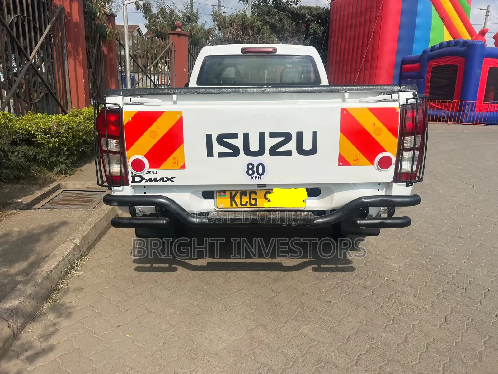 Isuzu D-MAX 2013 White