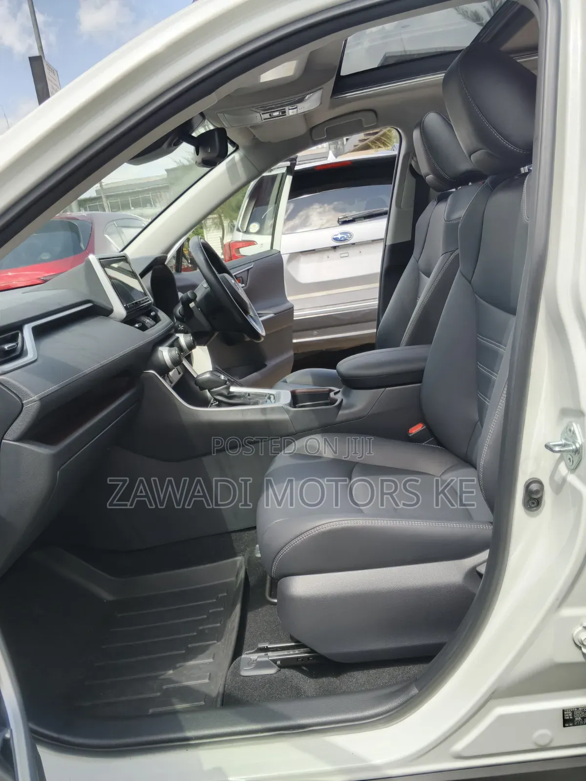 Toyota RAV4 2019 Pearl