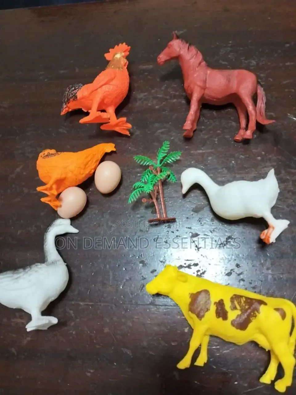 *CBC Learning Farm Animals Adventure Set of 6 Animal Toy Figures