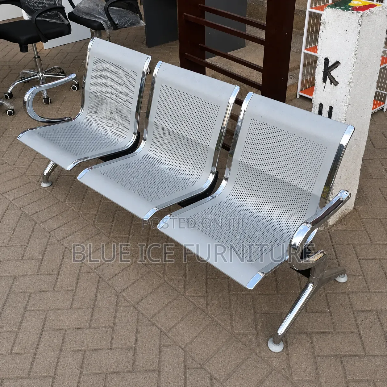 Unpadded Link Chair