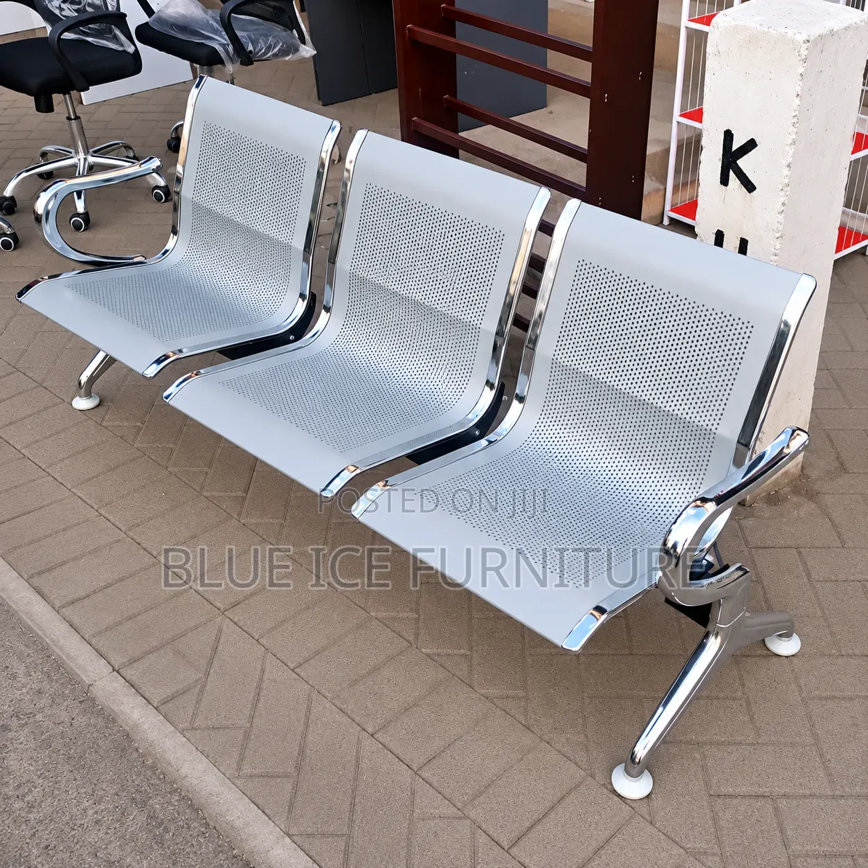 Unpadded Link Chair