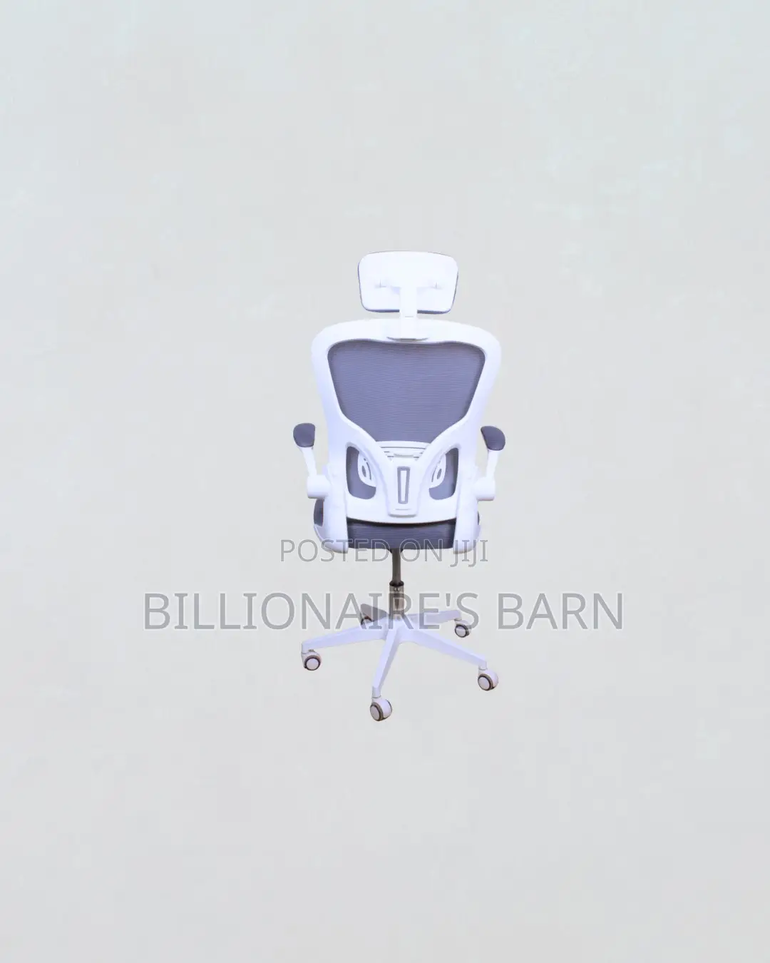 Practical Ergonomic Office Chair With Headrest for All Day Support