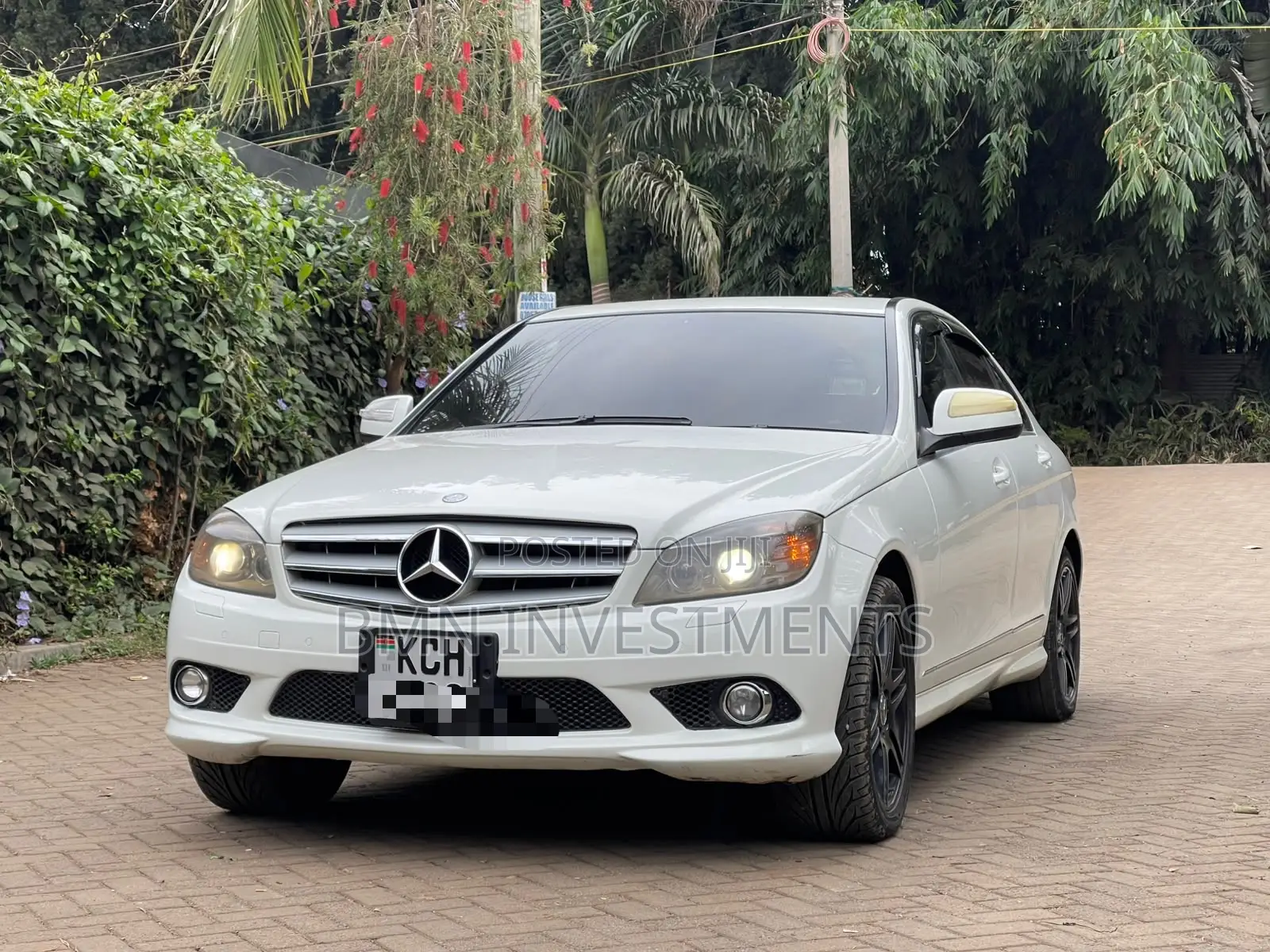 Mercedes-Benz C200 2009 White