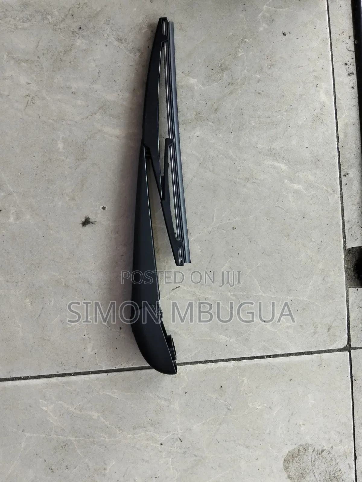 Toyota Rush 2010 Rear Windscreen Wiper